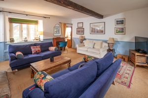 Sitting Room- click for photo gallery